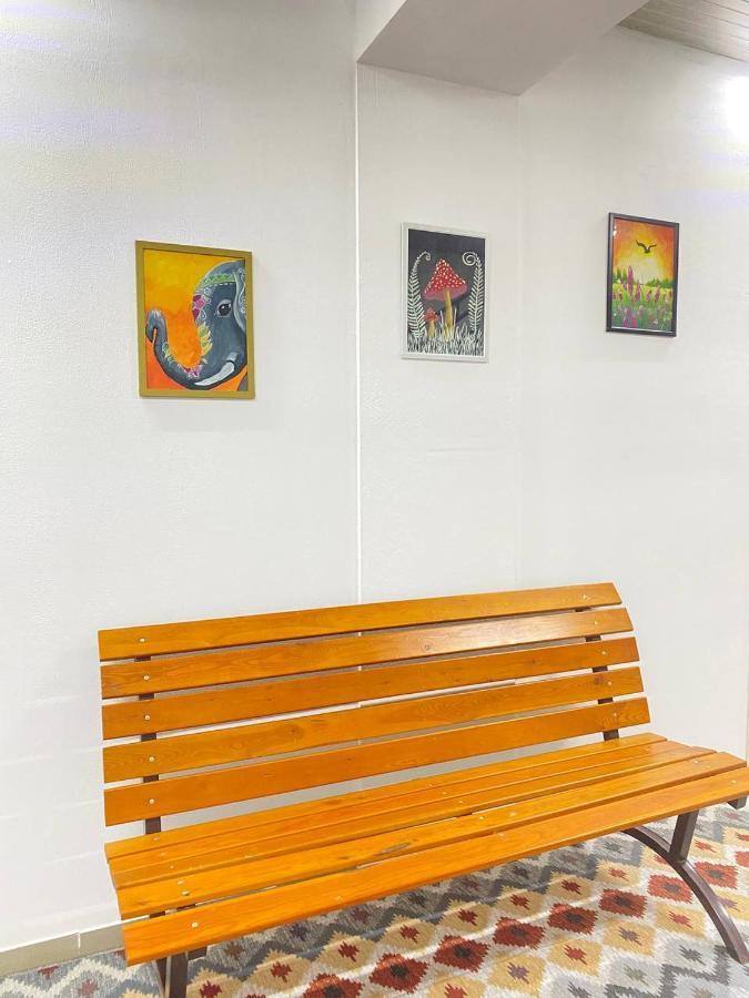 Karakol-Guest Bed and Breakfast Εξωτερικό φωτογραφία